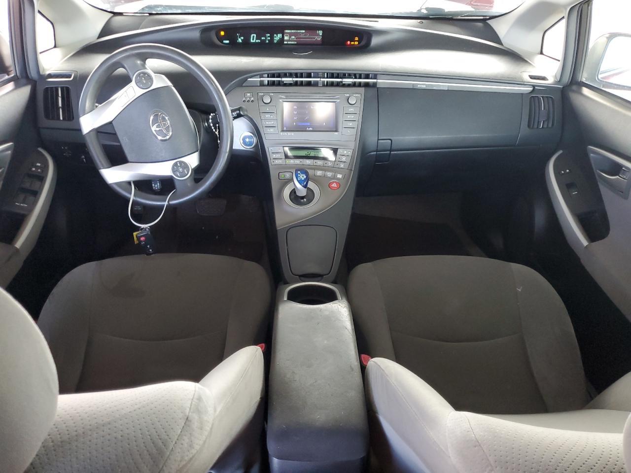 2013 TOYOTA PRIUS