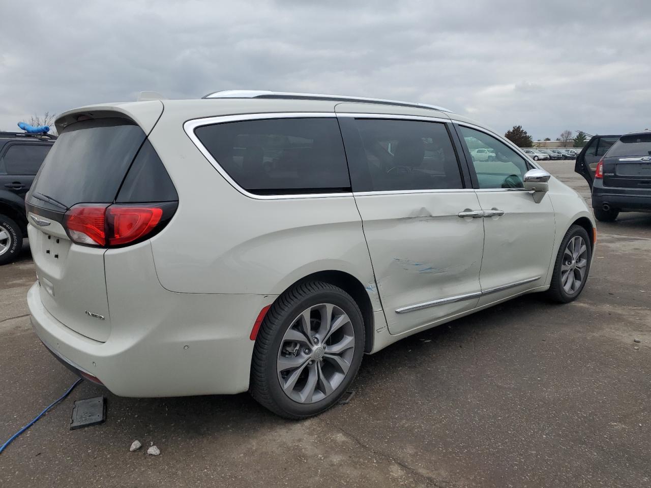 2020 CHRYSLER Pacifica