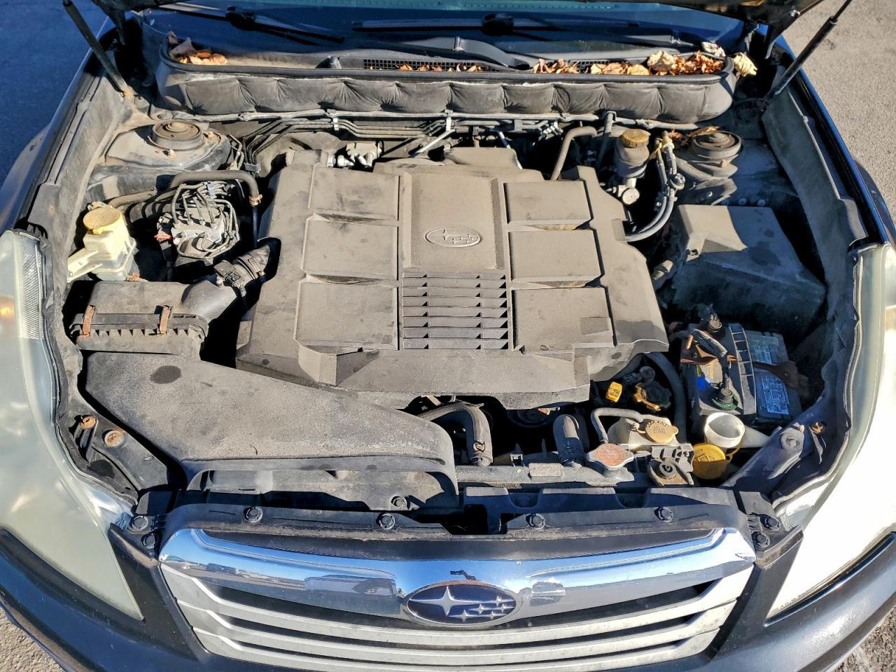 2010 SUBARU Outback