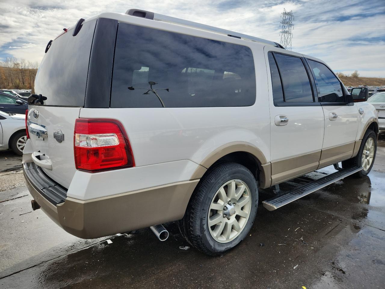 2013 FORD Expedition