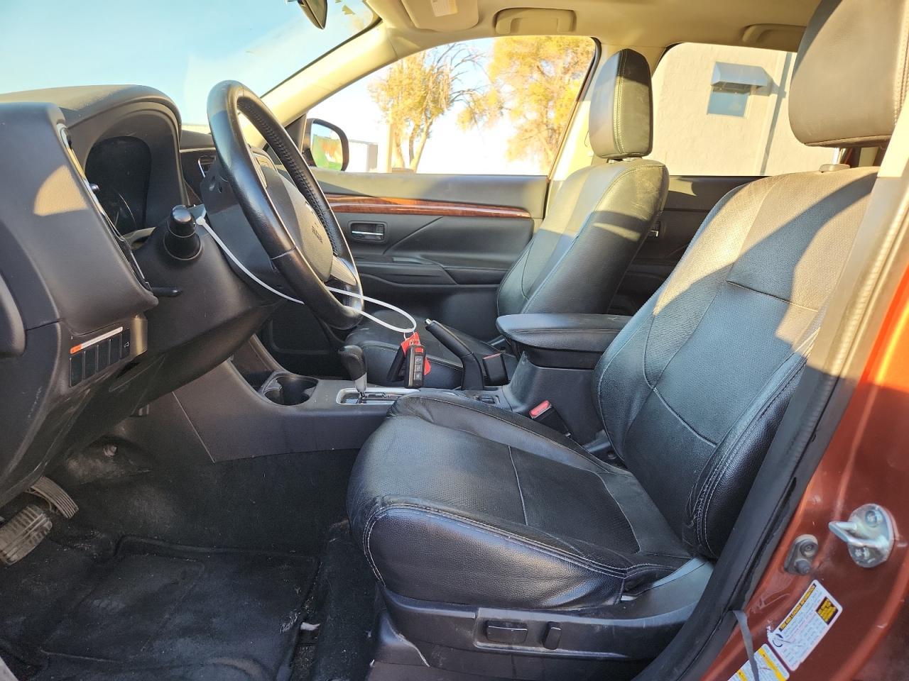 2015 MITSUBISHI outlander