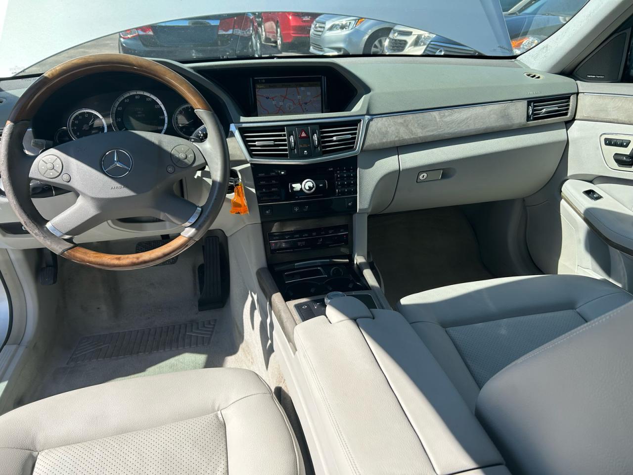 2010 MERCEDES-BENZ E-Class