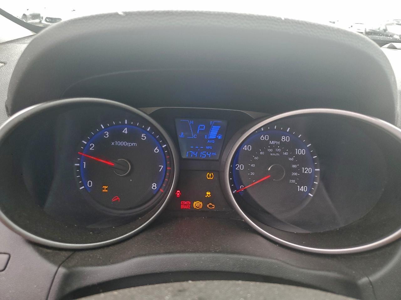 2015 HYUNDAI TUCSON