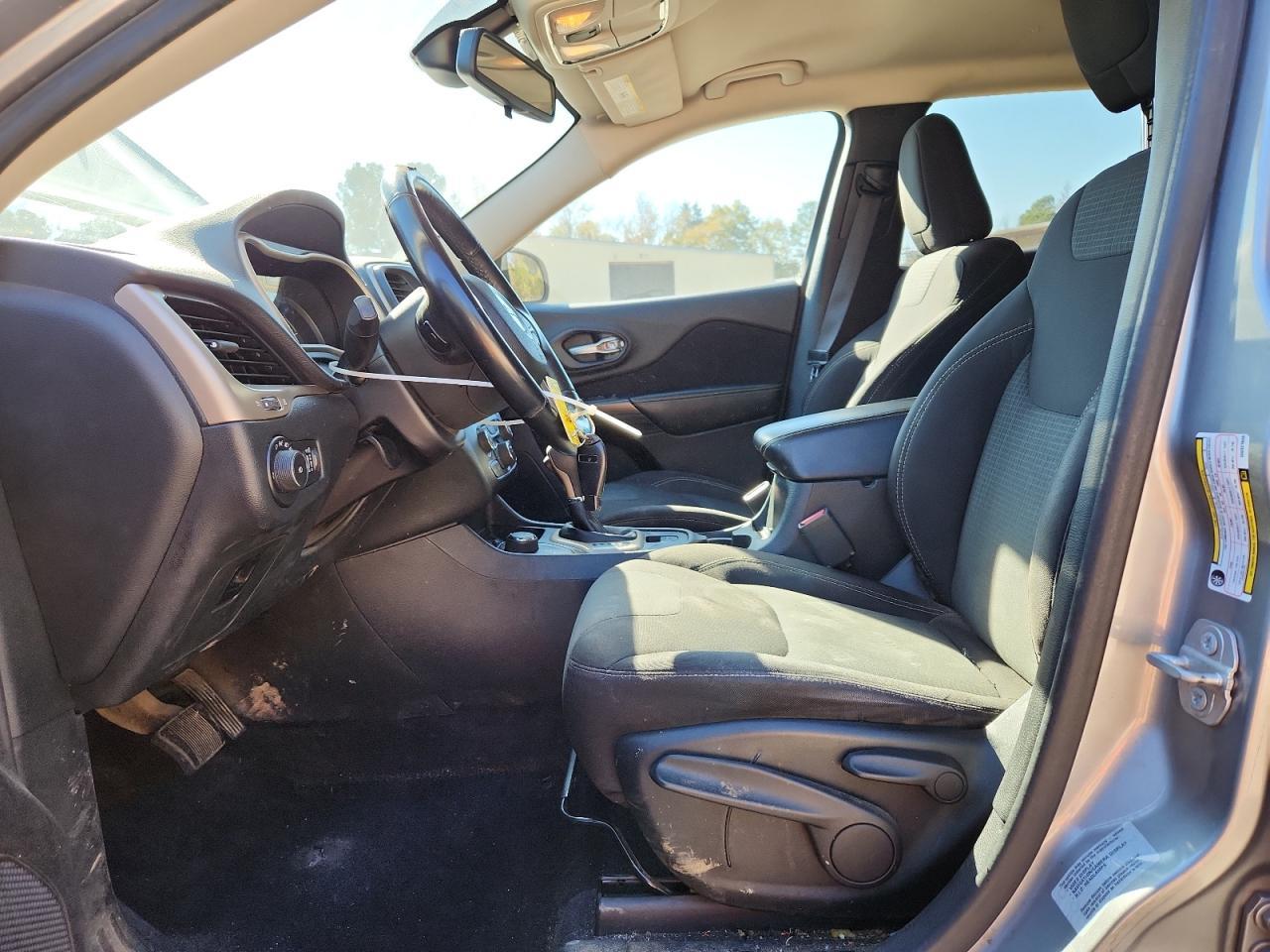 2016 JEEP CHEROKEE