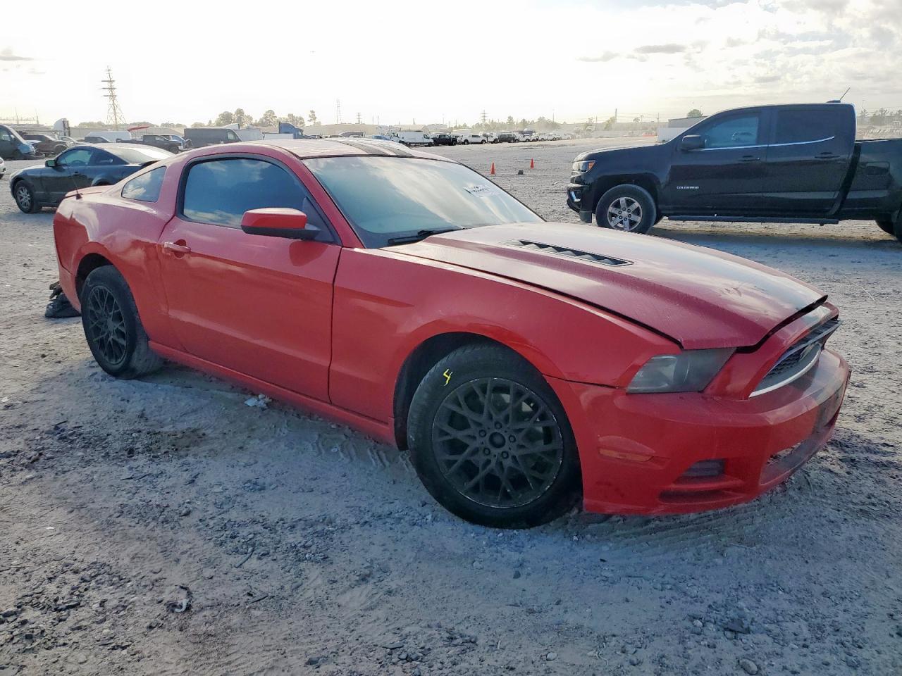 2013 FORD MUSTANG