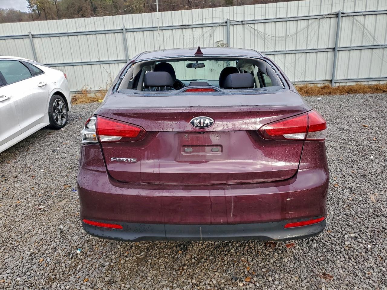 2017 KIA FORTE