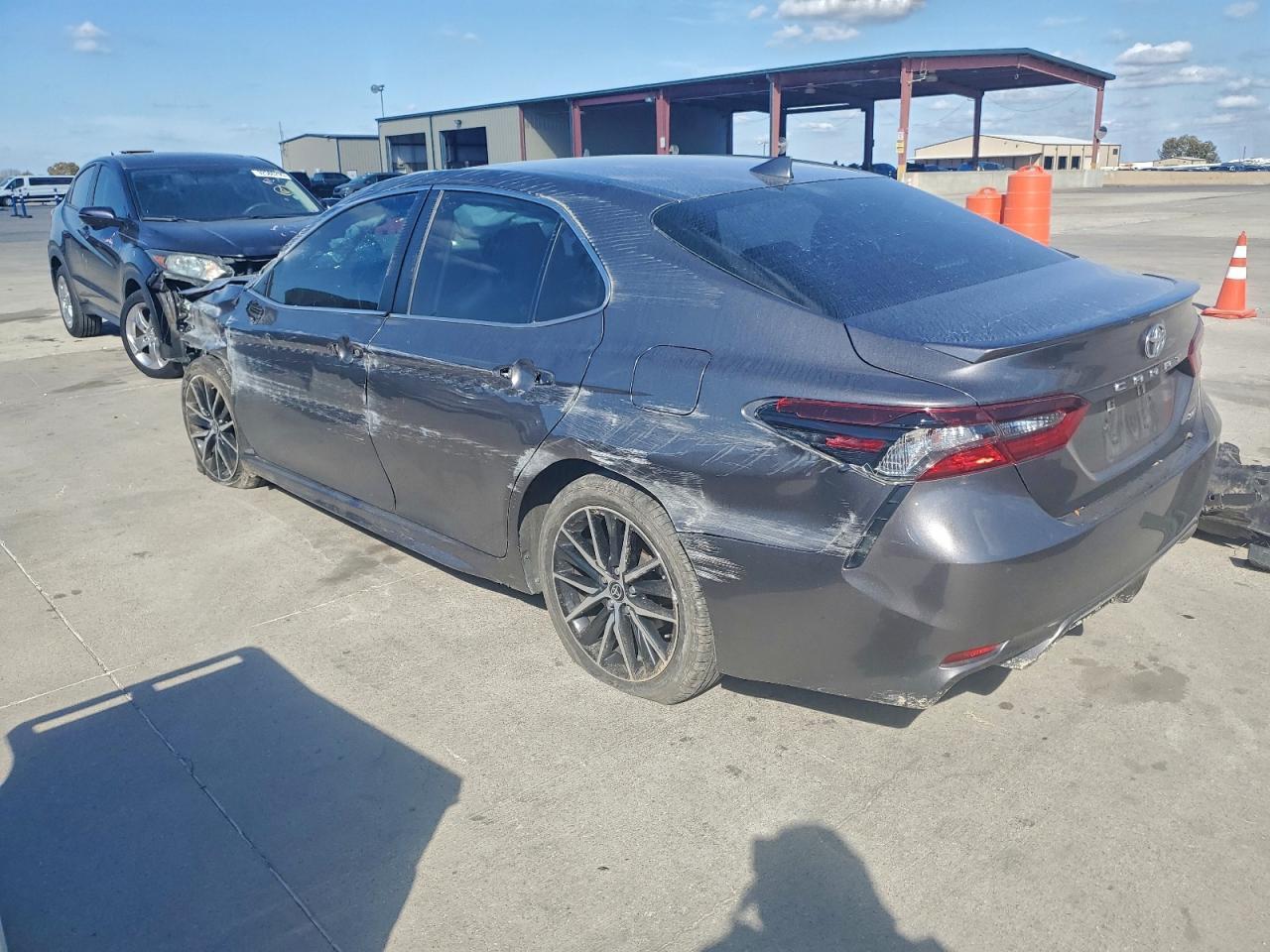 2021 TOYOTA CAMRY