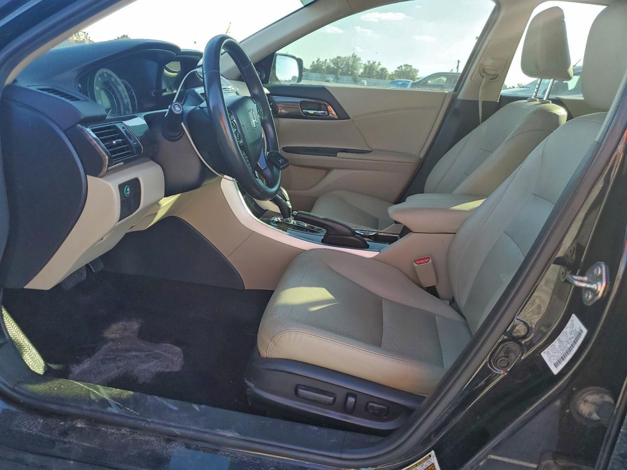 2016 HONDA ACCORD