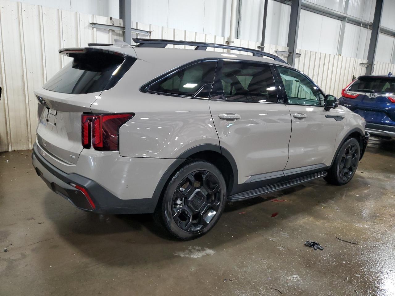 2025 KIA SORENTO