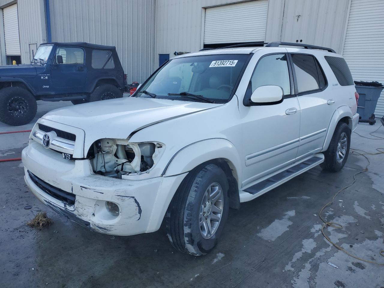 2005 TOYOTA Sequoia