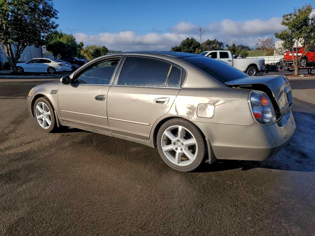 2003 NISSAN ALTIMA