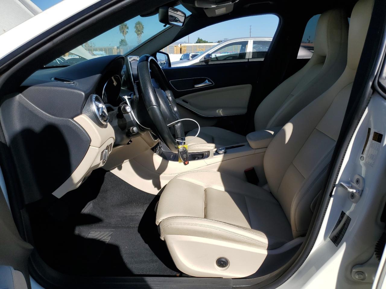2016 MERCEDES-BENZ CLA-Class