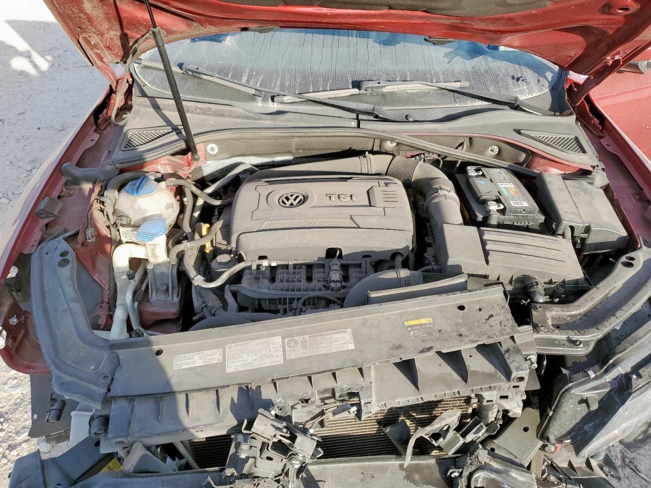 2017 VOLKSWAGEN Passat