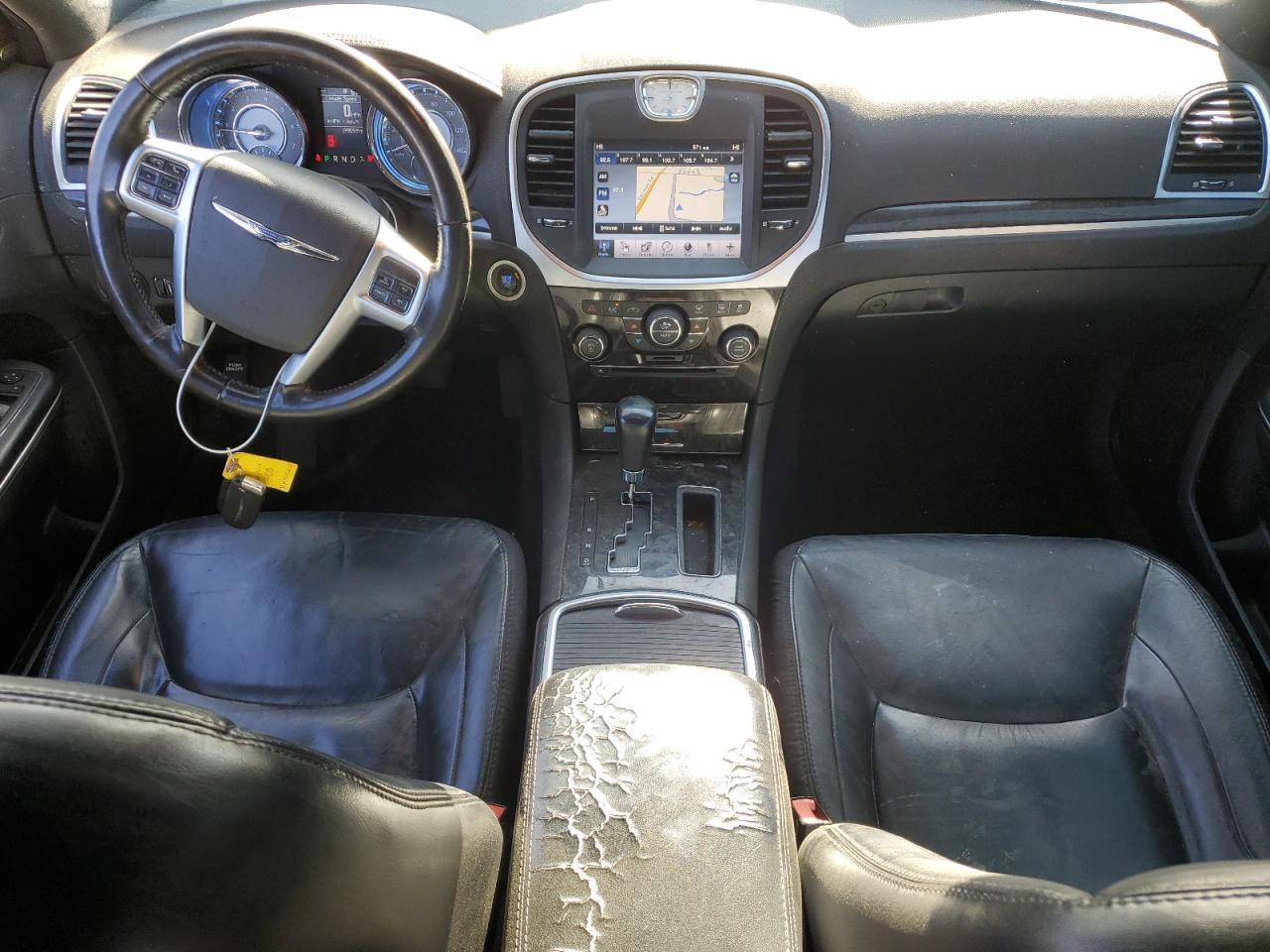 2011 CHRYSLER 300