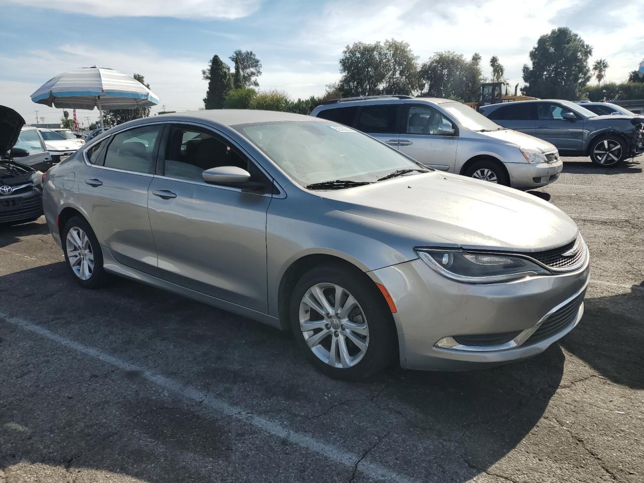 2016 CHRYSLER 200