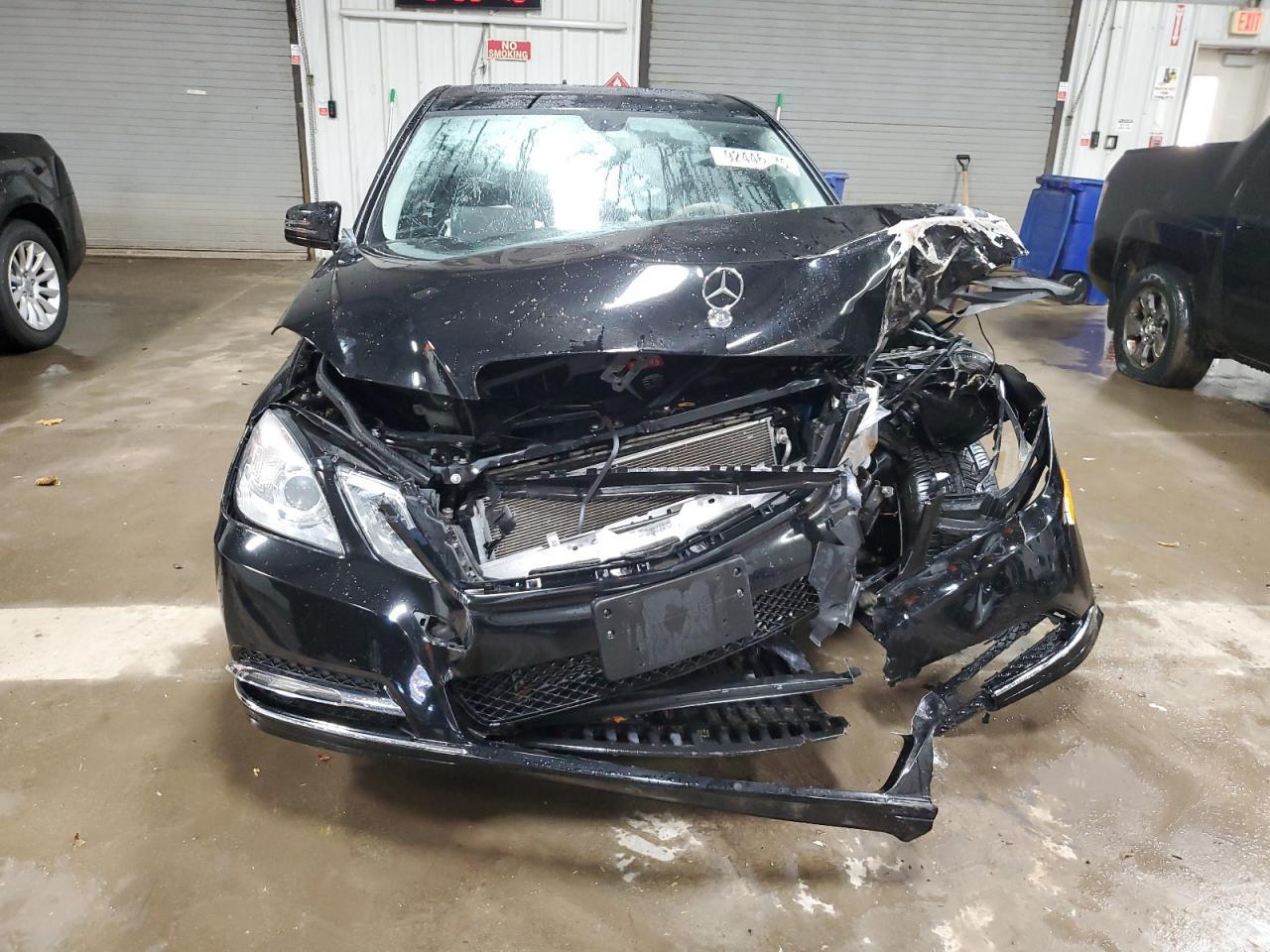 2013 MERCEDES-BENZ E-Class