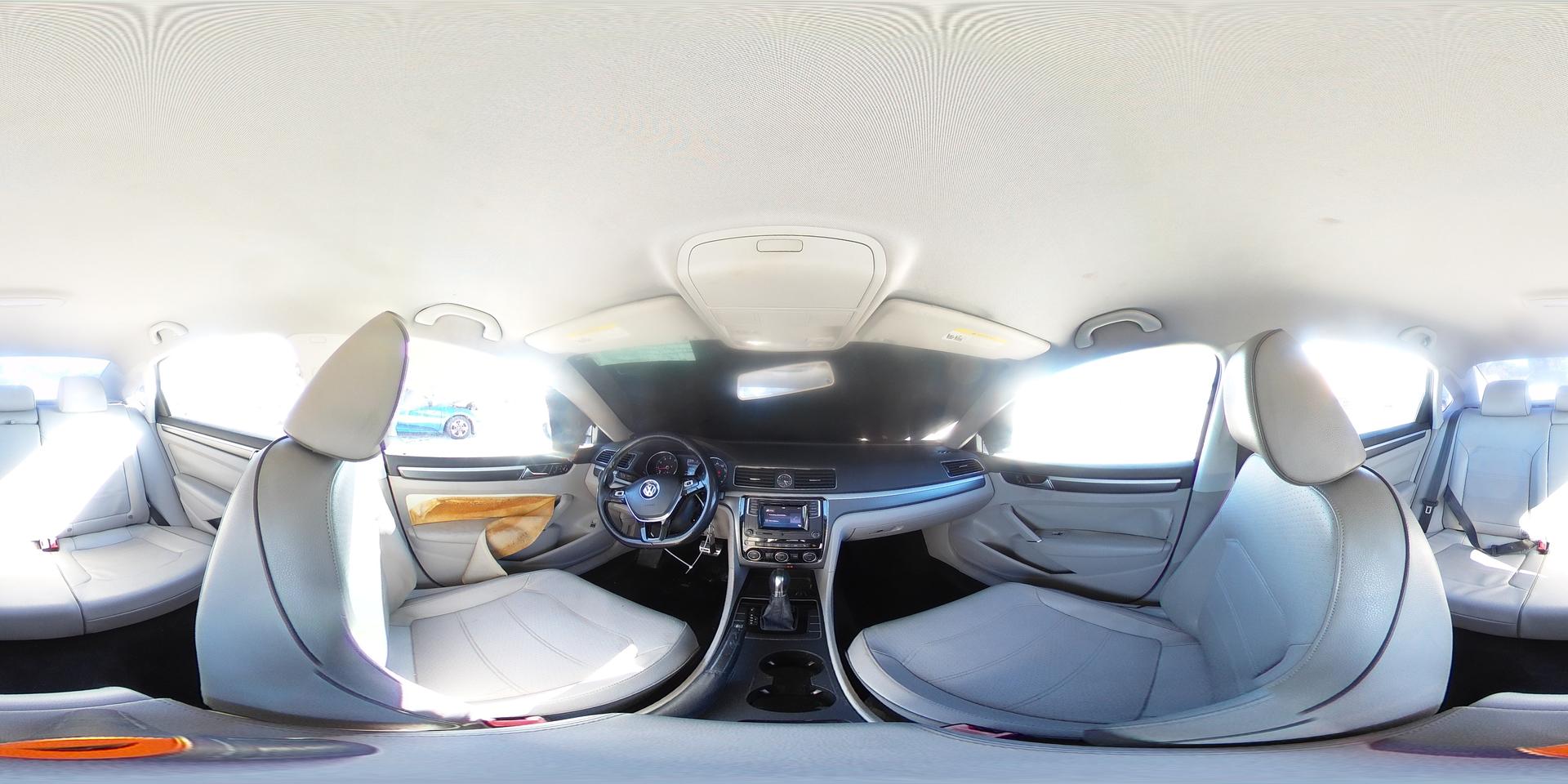 2016 VOLKSWAGEN Passat