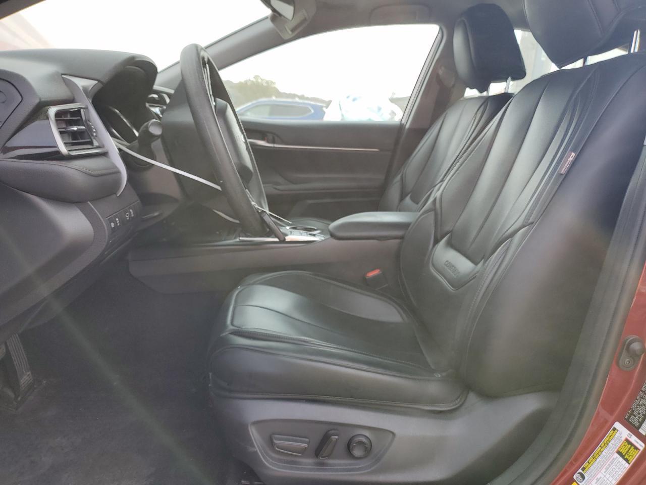 2019 TOYOTA CAMRY