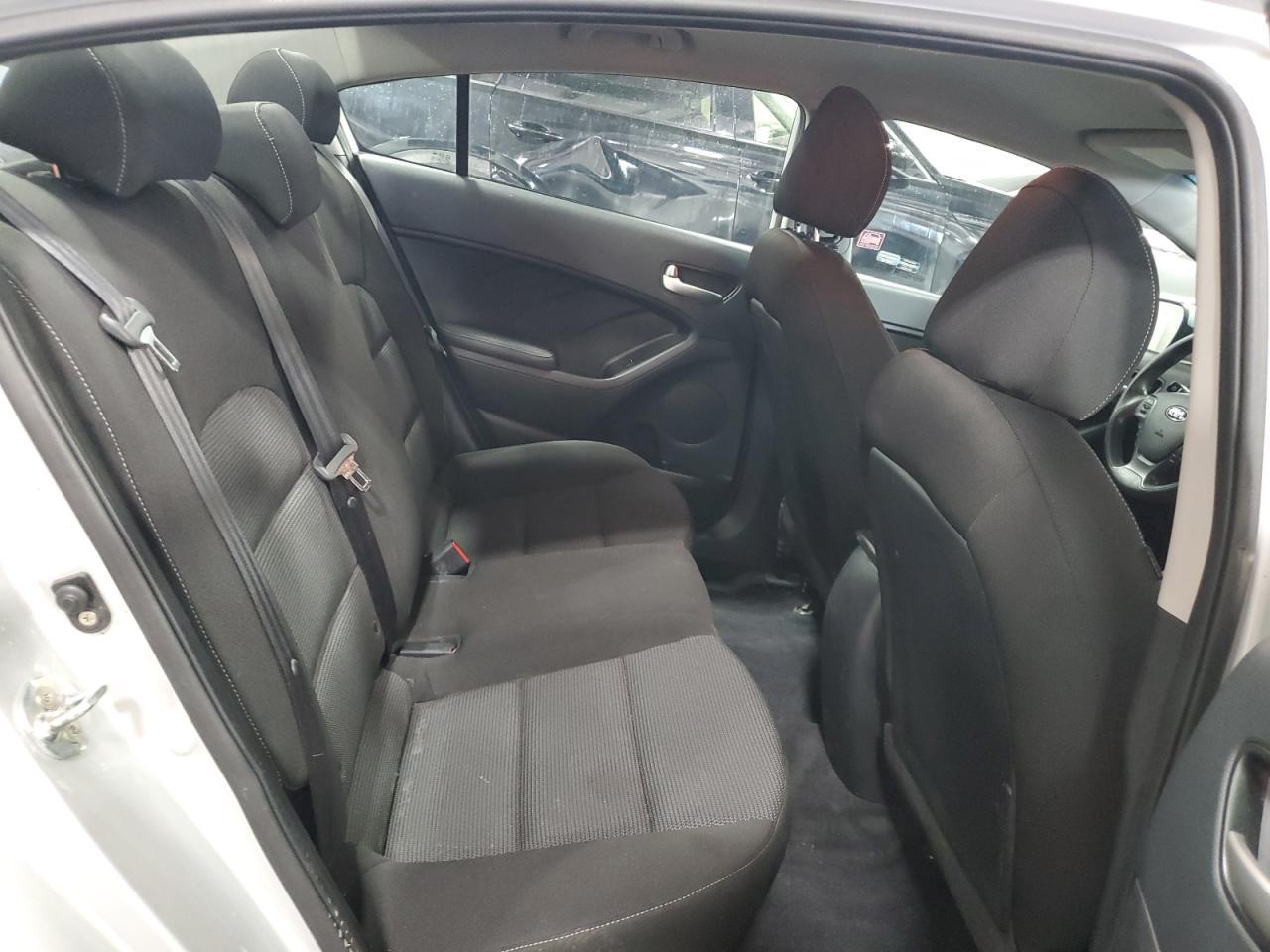 2017 KIA FORTE