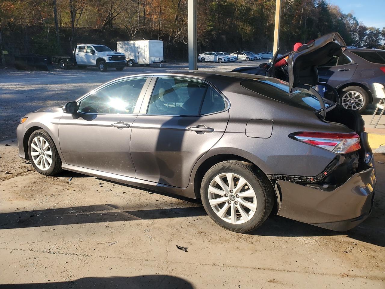 2018 TOYOTA CAMRY