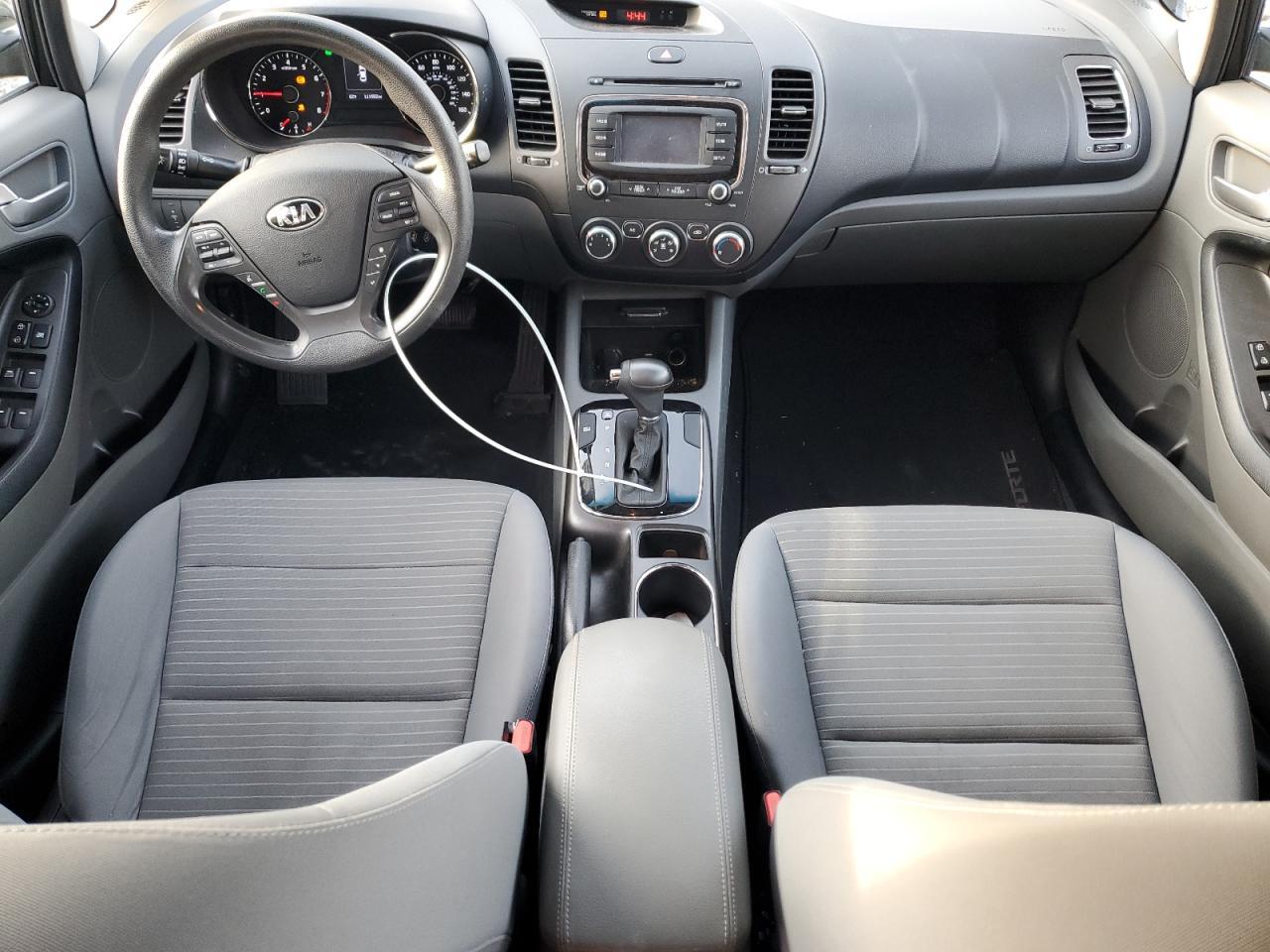 2017 KIA FORTE