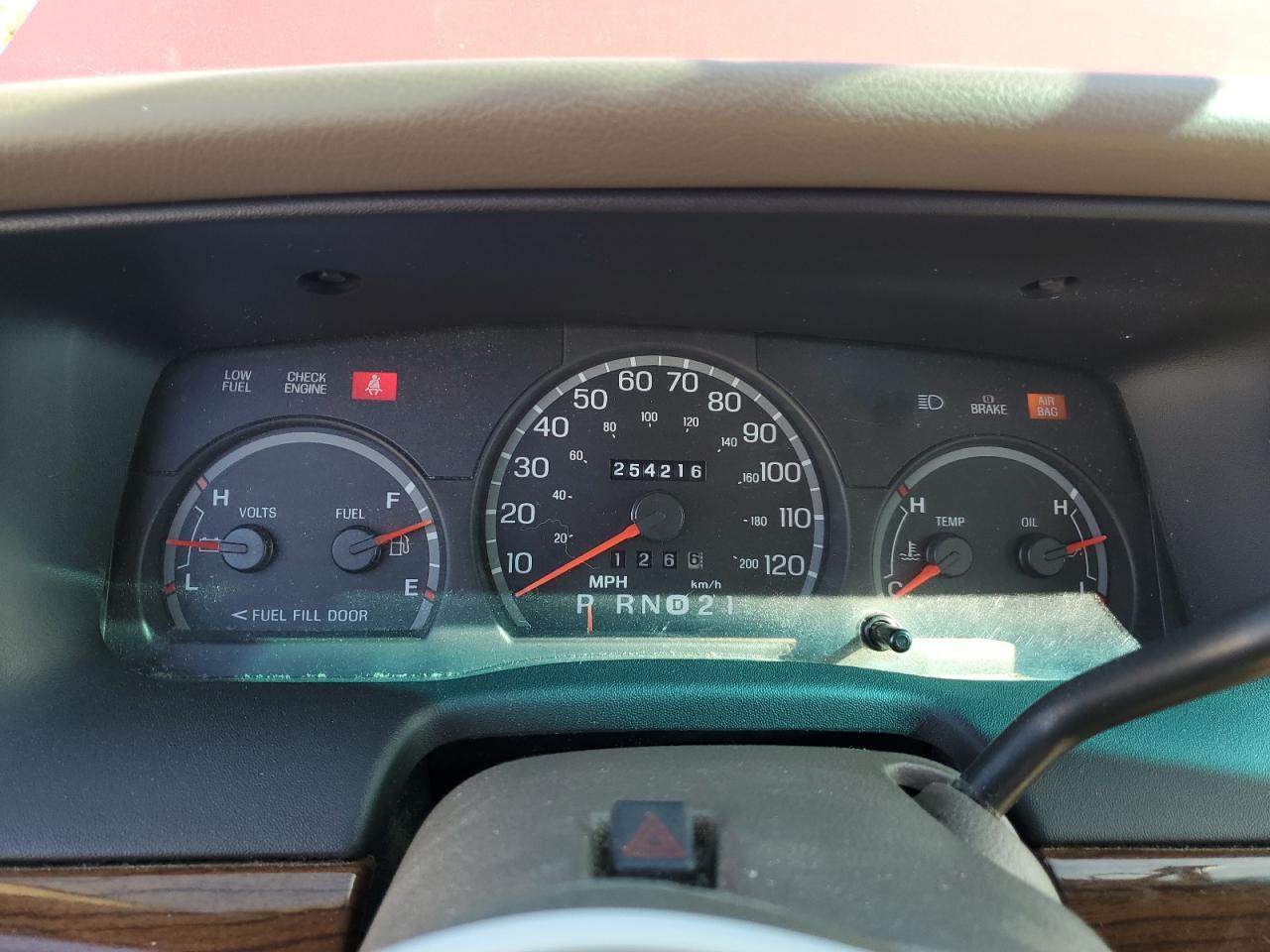 2003 FORD Crown Victoria