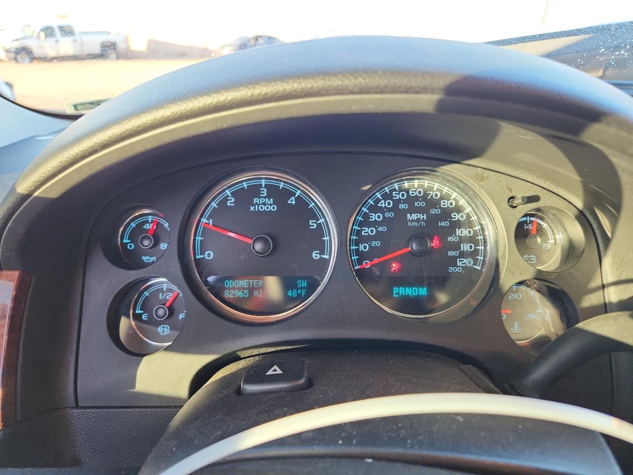 2014 CHEVROLET Suburban