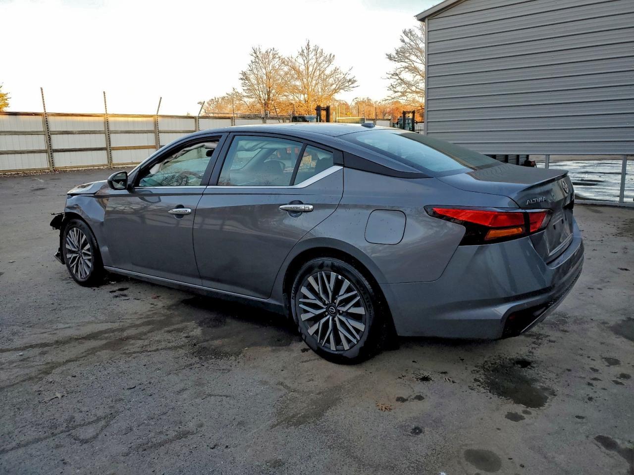 2025 NISSAN ALTIMA