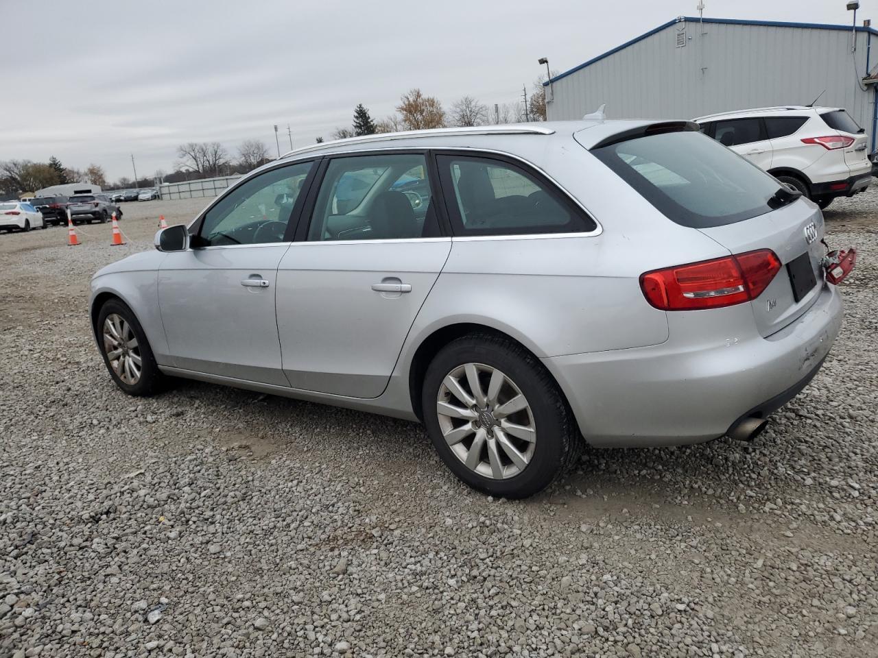 2010 AUDI A4