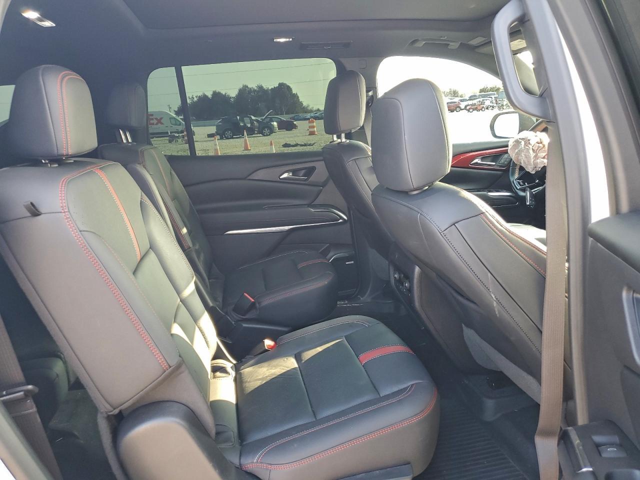 2024 CHEVROLET TRAVERSE