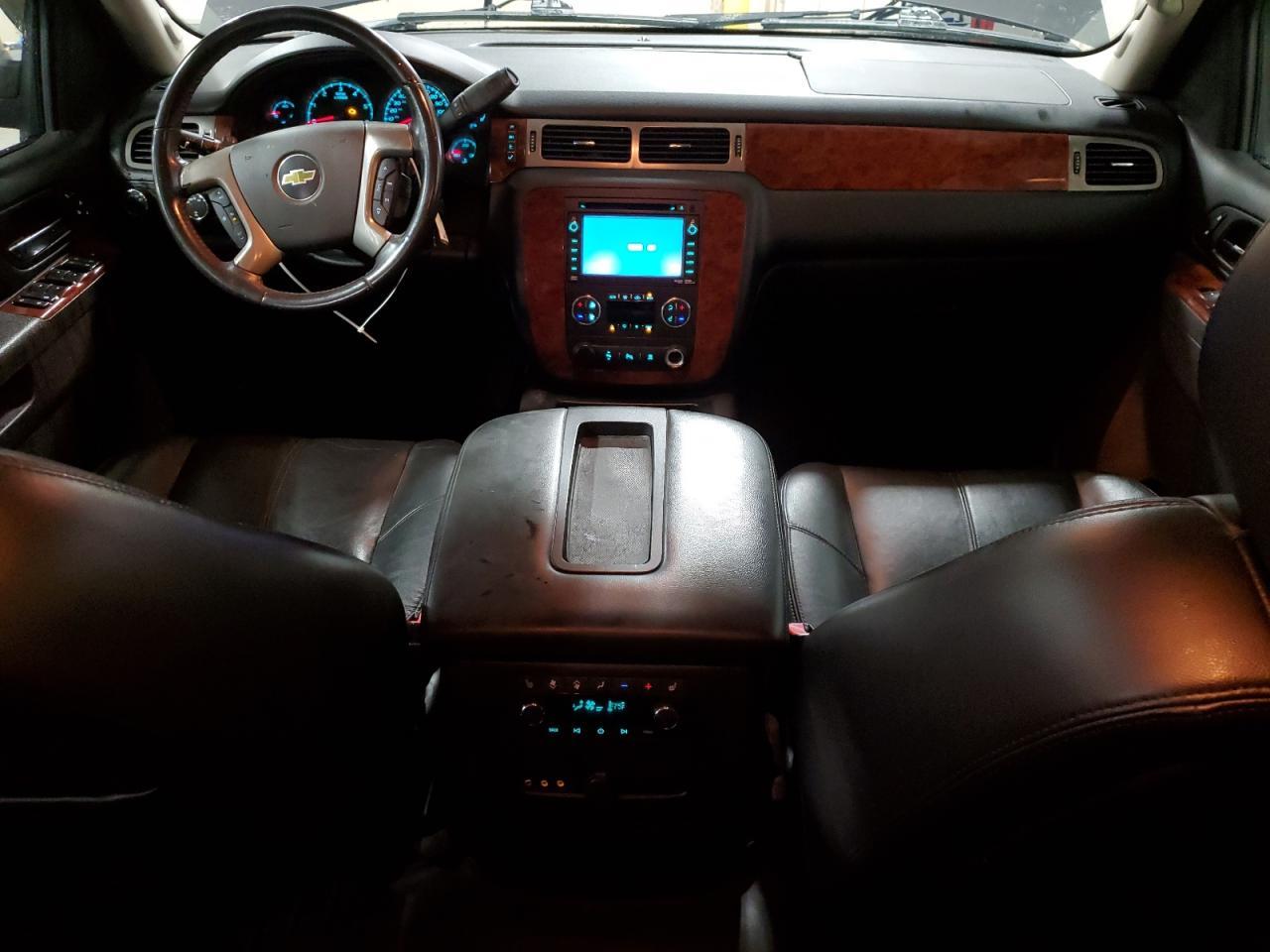 2011 CHEVROLET Tahoe