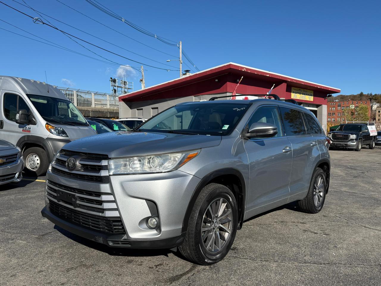 2018 TOYOTA HIGHLANDER