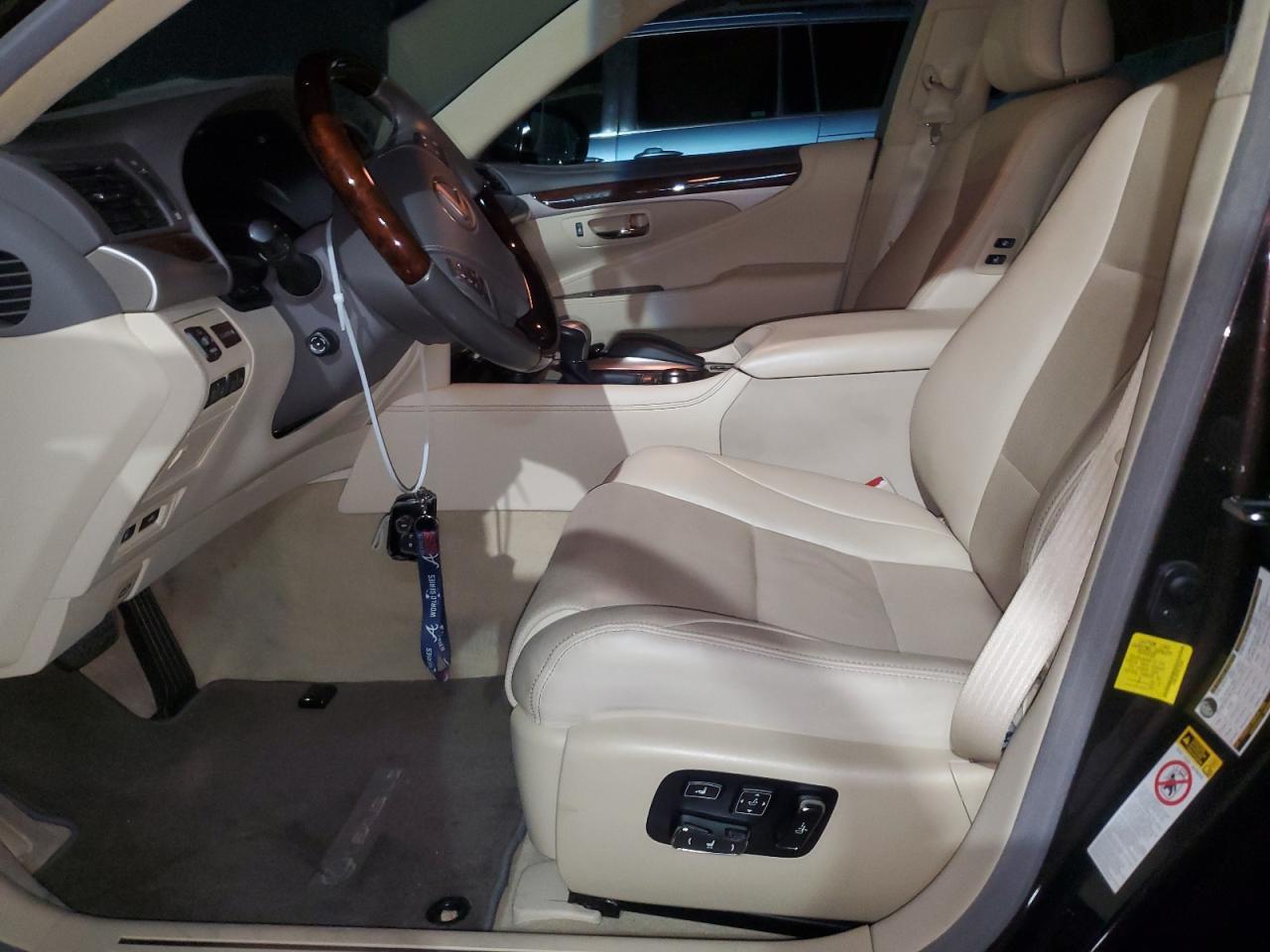 2014 LEXUS LS 460