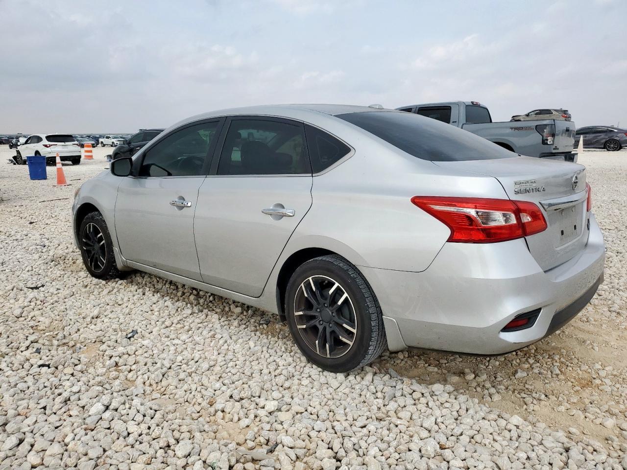 2016 NISSAN SENTRA
