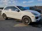 2017 PORSCHE CAYENNE