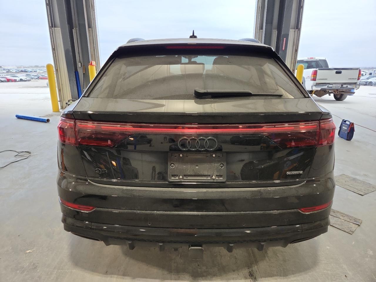 2025 AUDI Q8