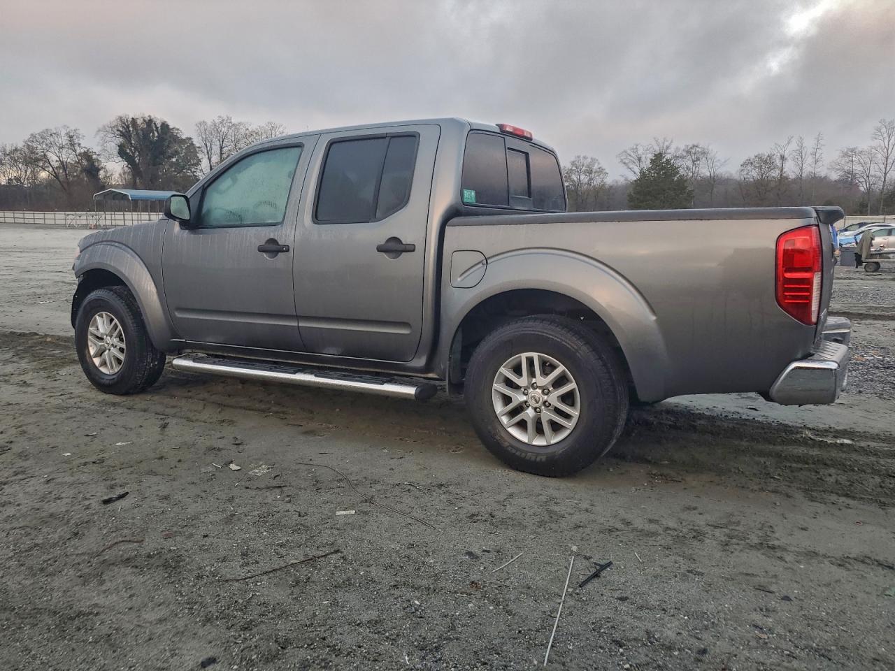 2016 NISSAN Frontier