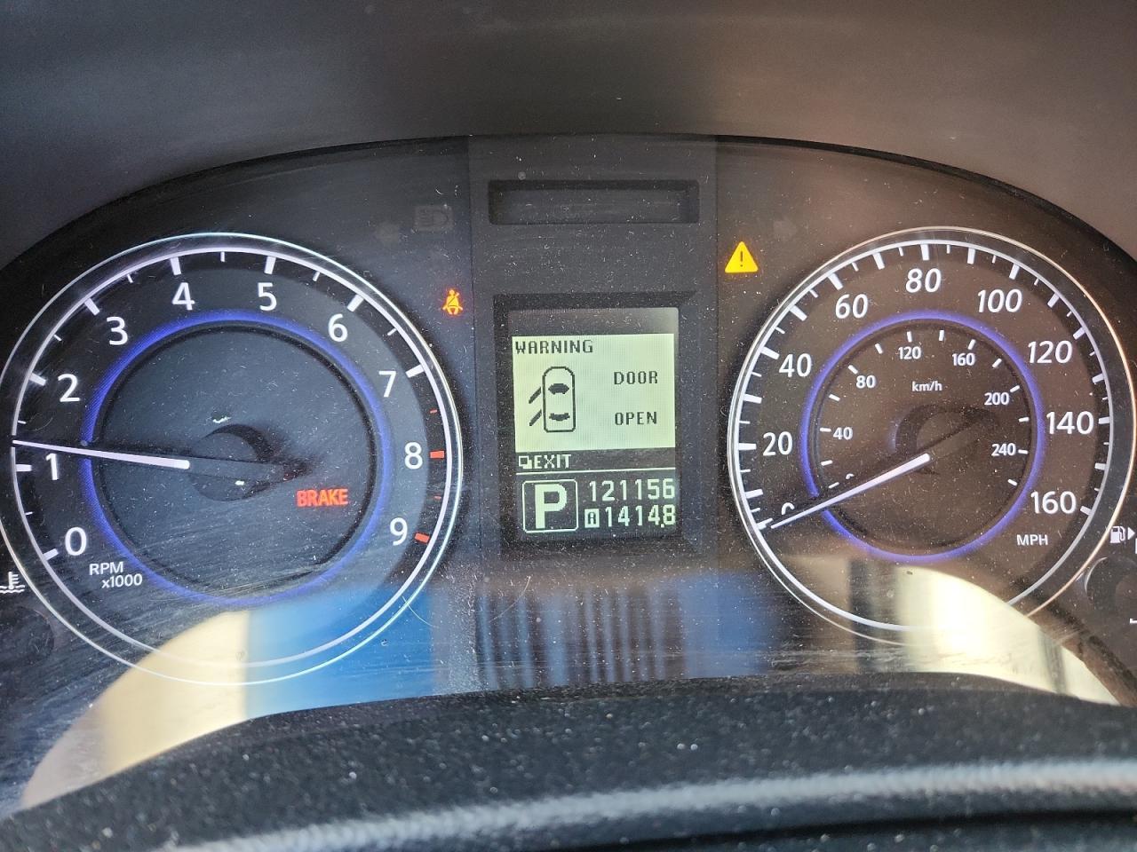 2011 INFINITI G37