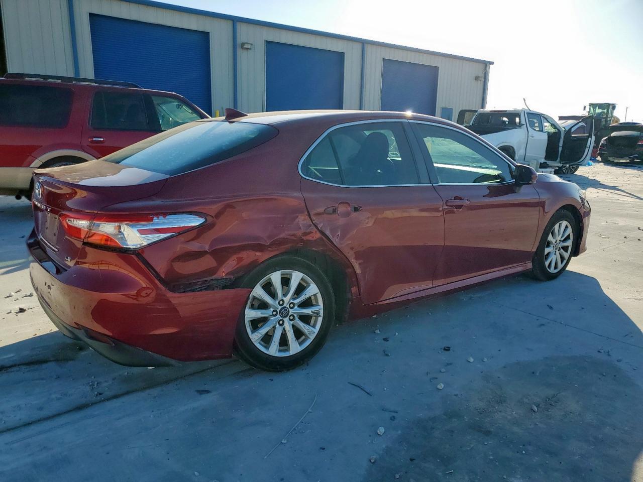2019 TOYOTA CAMRY