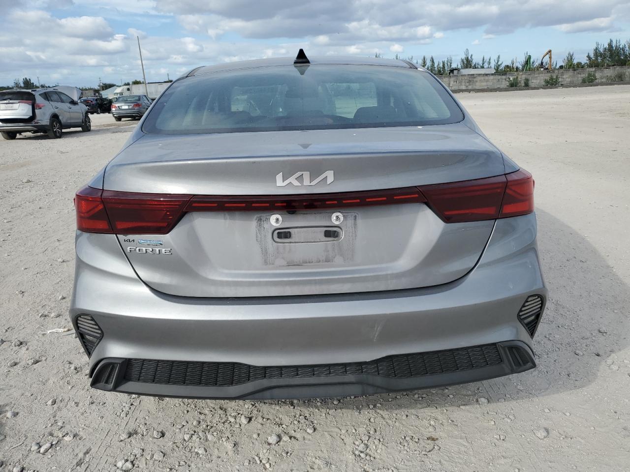 2024 KIA FORTE