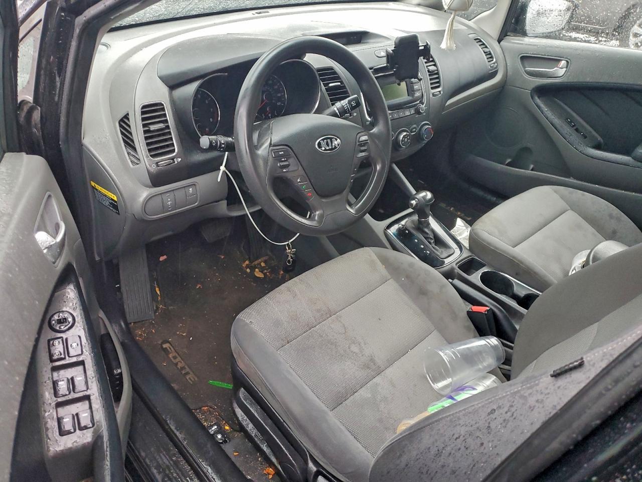 2017 KIA FORTE