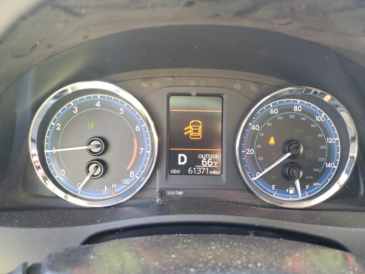 2018 TOYOTA COROLLA