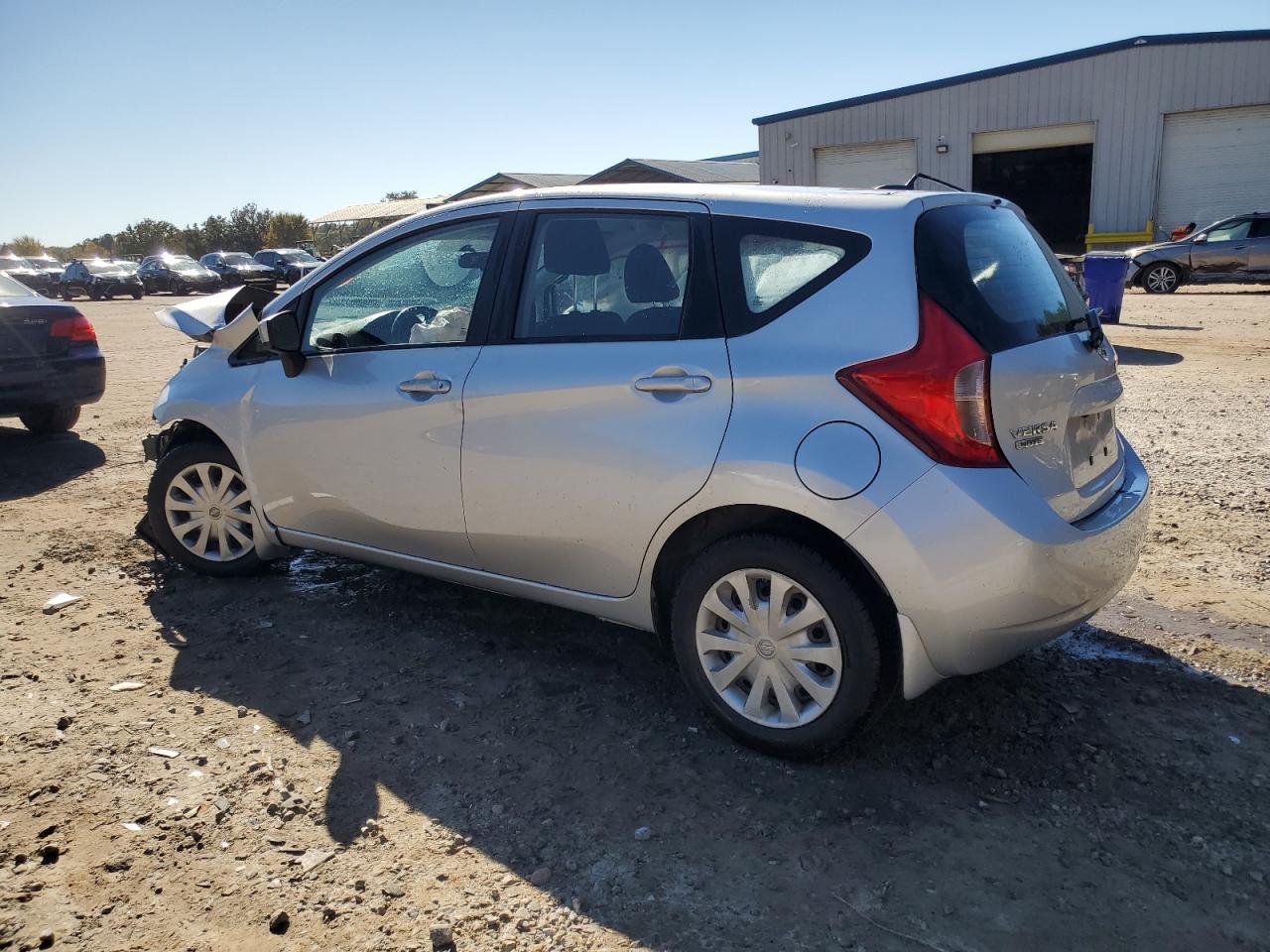 2016 NISSAN Versa Note