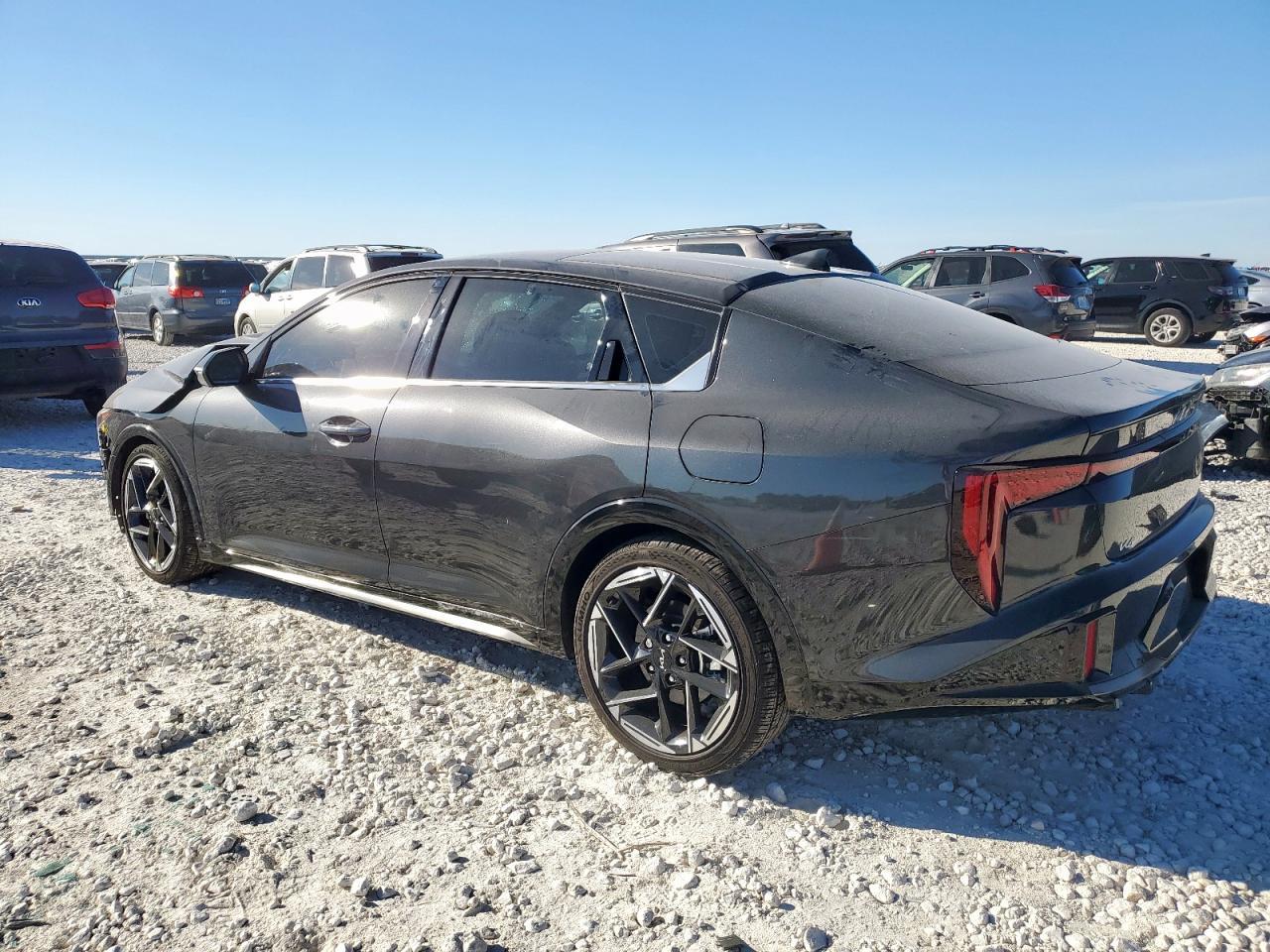 2025 KIA K4