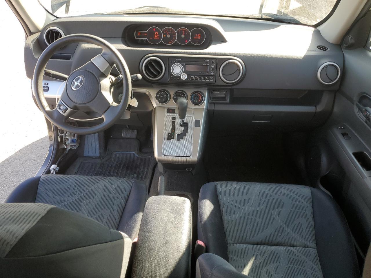 2011 TOYOTA SCION