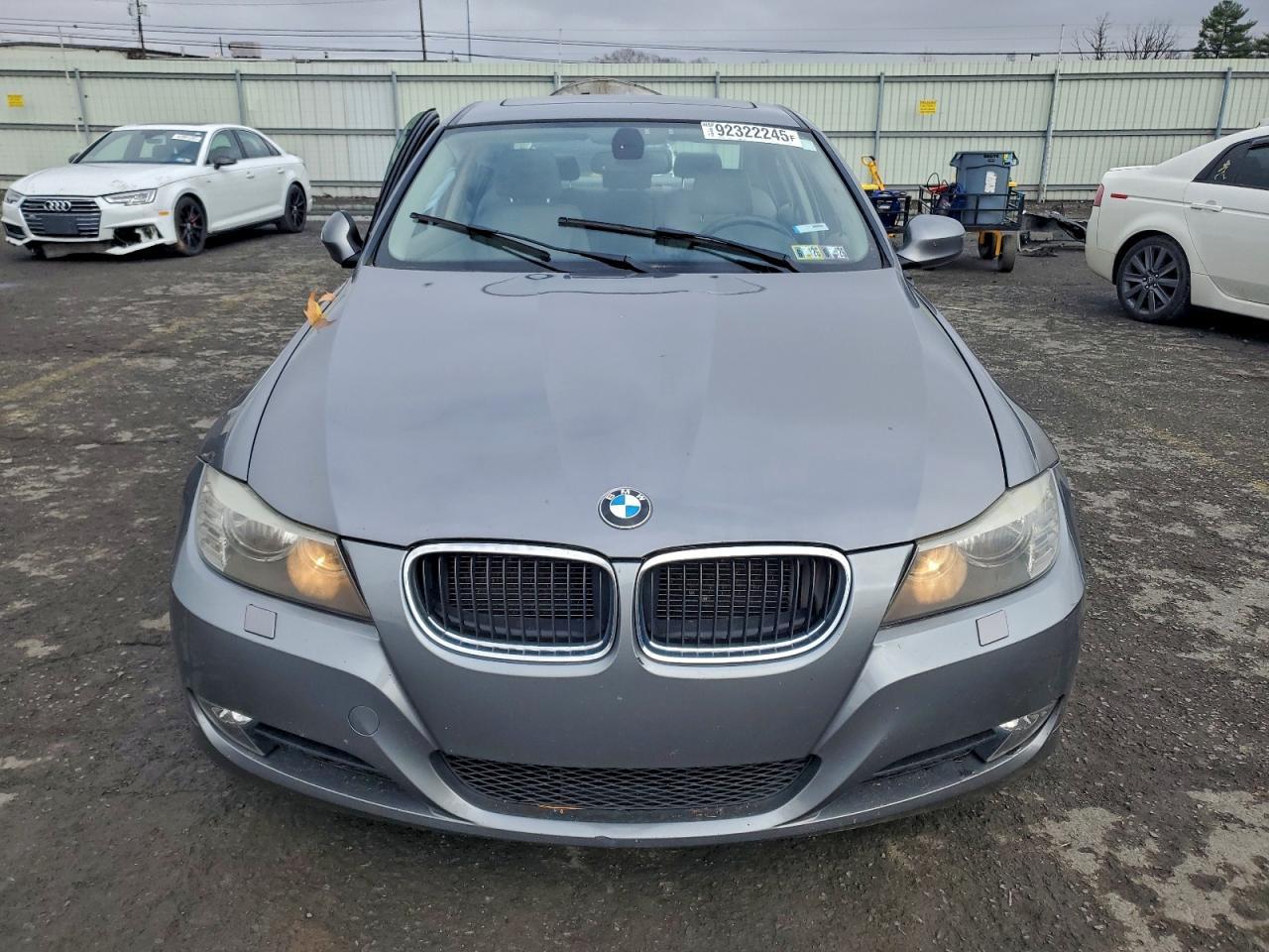 2011 BMW 3 SERIES