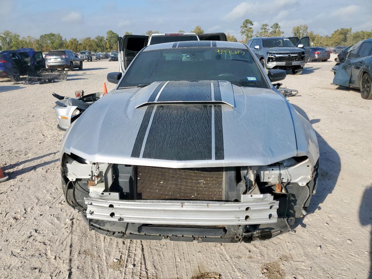 2011 FORD MUSTANG