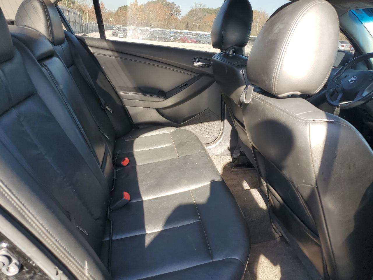 2011 NISSAN ALTIMA