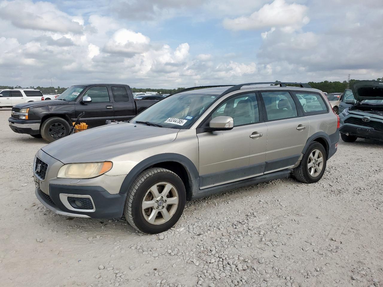 2008 VOLVO XC70