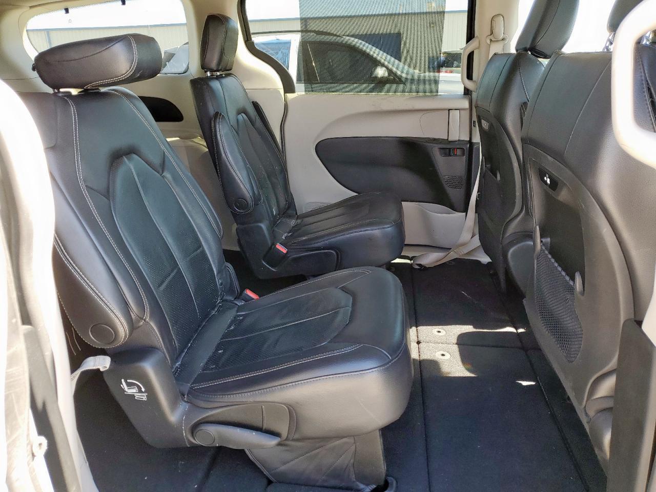 2022 CHRYSLER Pacifica